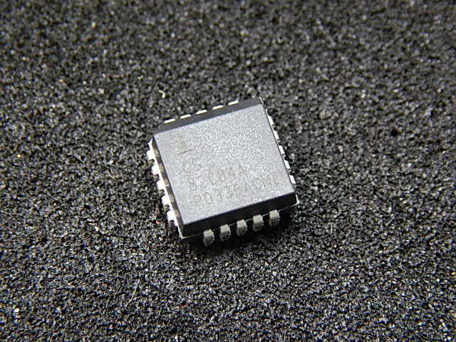 CS82C84A