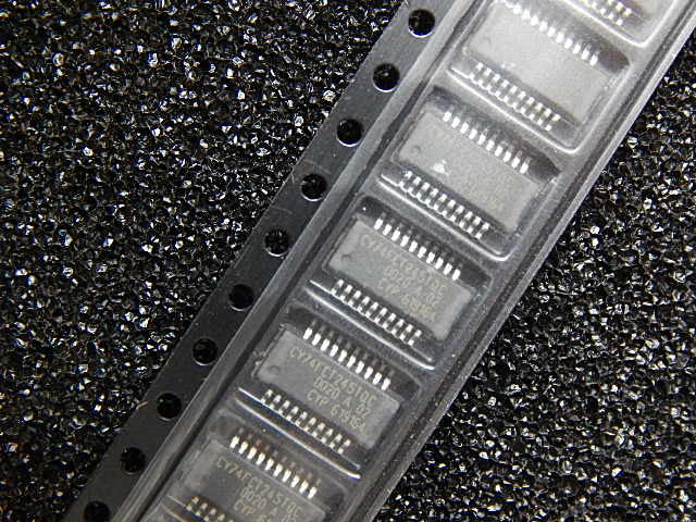 CY74FCT245TQCT