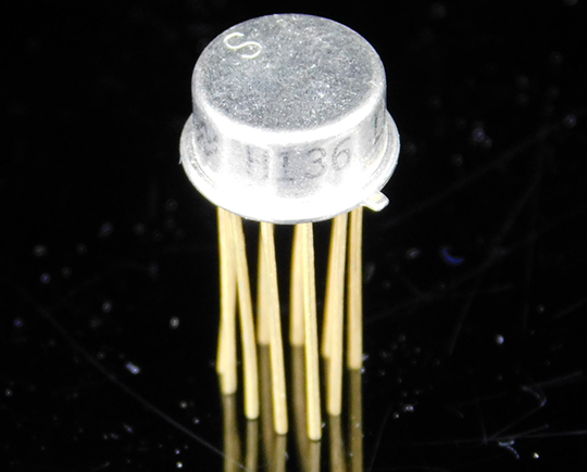 LM723H