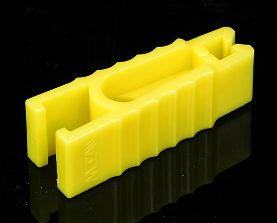300358