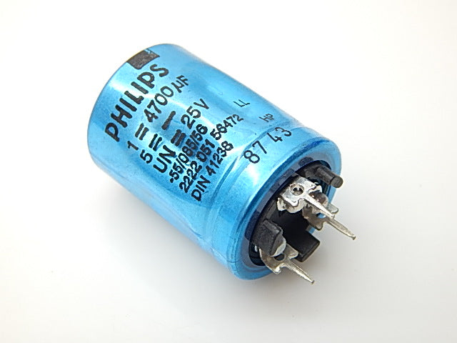 4700UF 25V