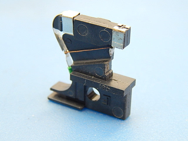 481005