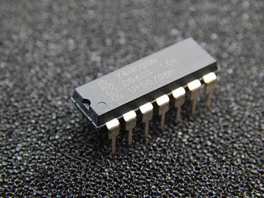 74HC00N