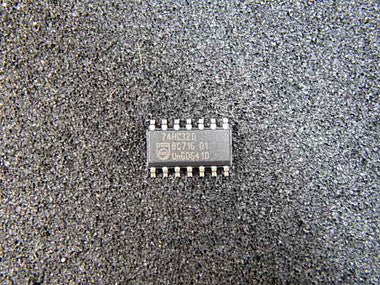 74HC32D