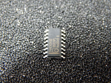 74HC4049D