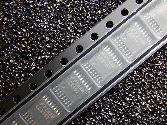 74LCX157MTCX