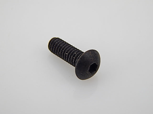 8-32X1/2 BUTTON SOCKET CAP