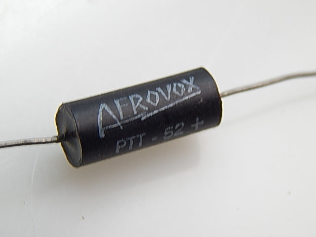 8MFD/12V