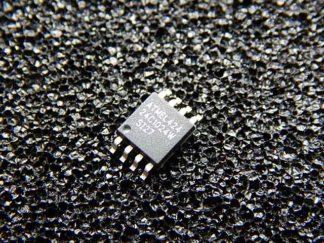AT24C1024W-10SI-2.7