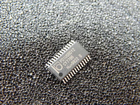 CY7786