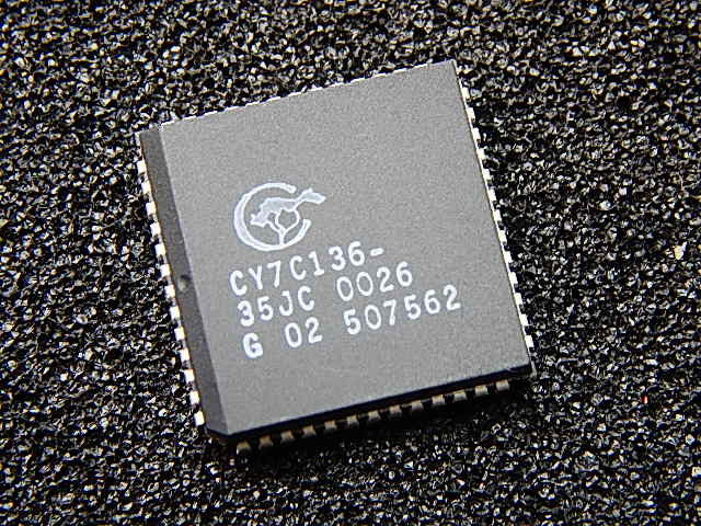 CY7C136-35JC