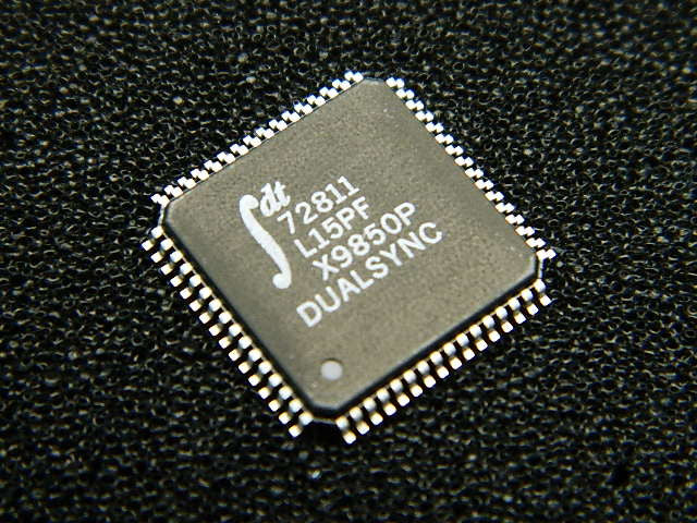 IDT72811L15PF