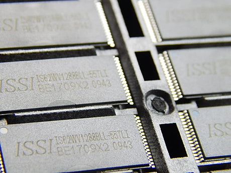 IS62WV1288BLL-55TLI