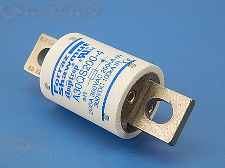 LA30QS200-4