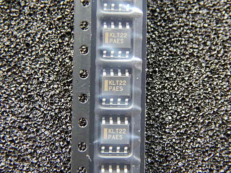 MC100ELT22D