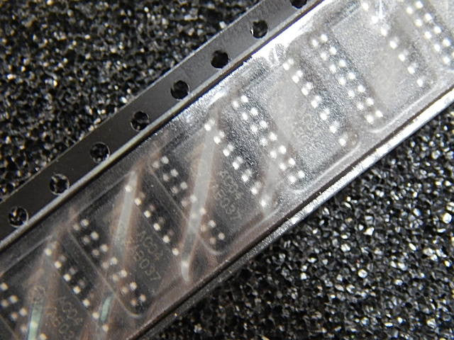 MC74AC04DR2