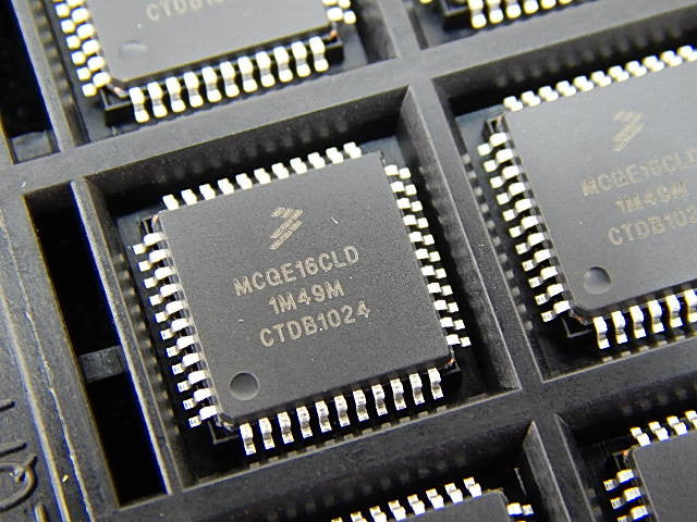 MC9S08QE16CLD