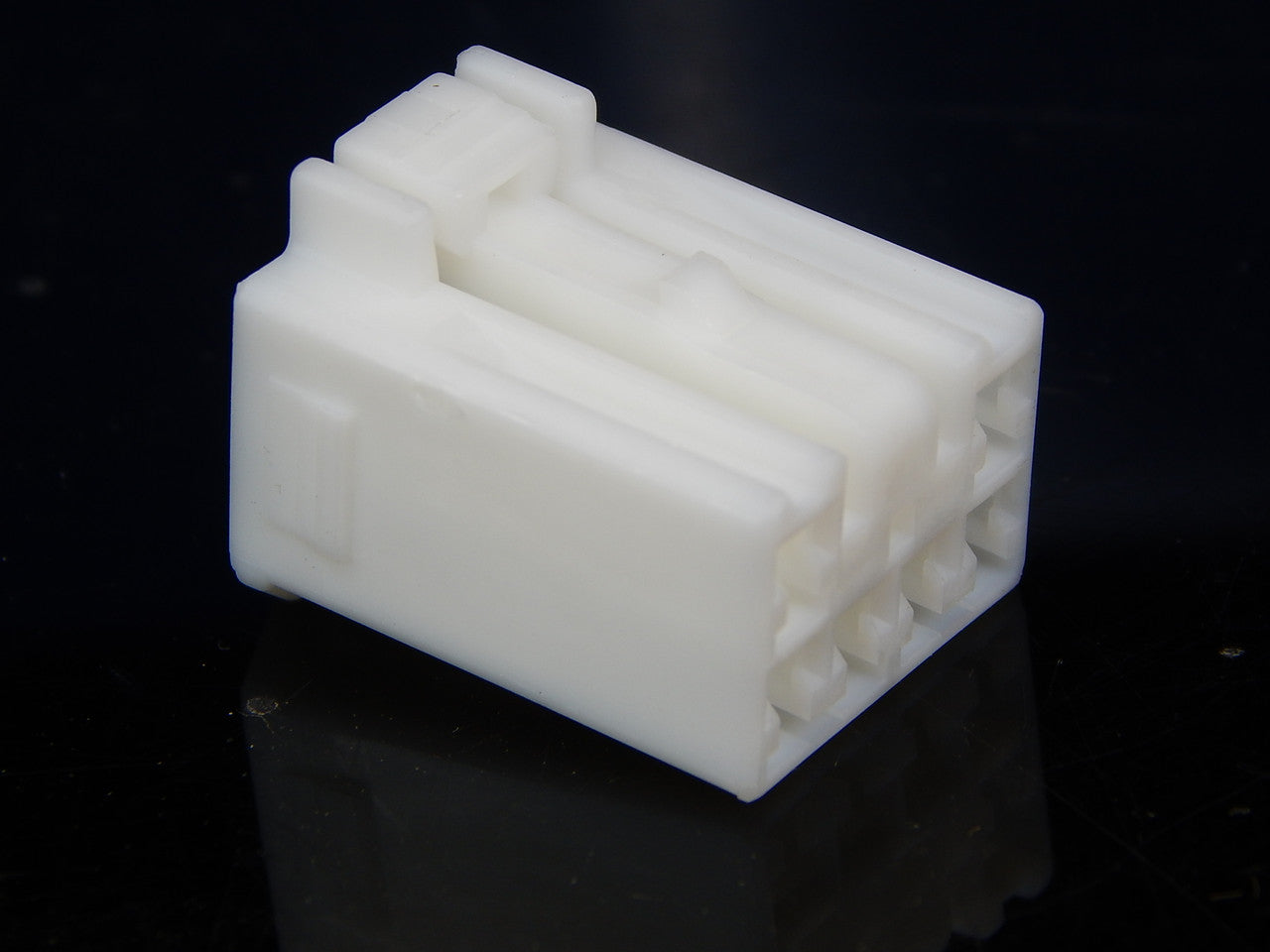 MG651044