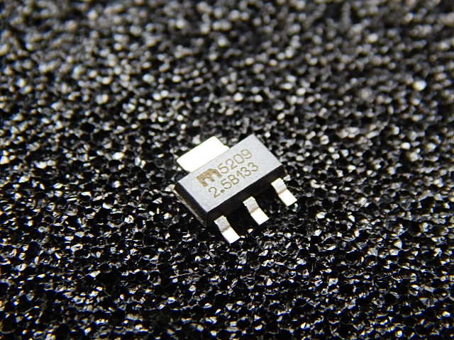 MIC5209-3.3YS