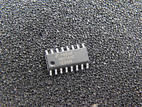 MM74HC123AM