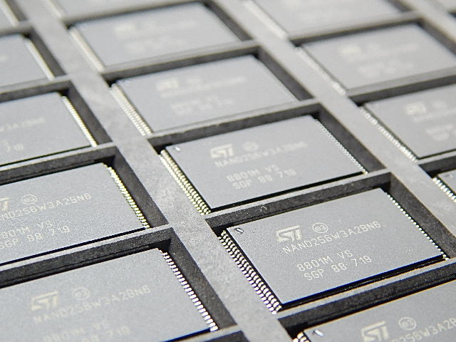 NAND256W3A2BN6E