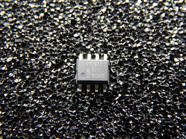 P82B715TD.112