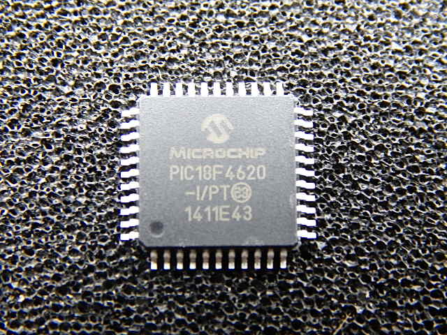 PIC18F4620-I/PT