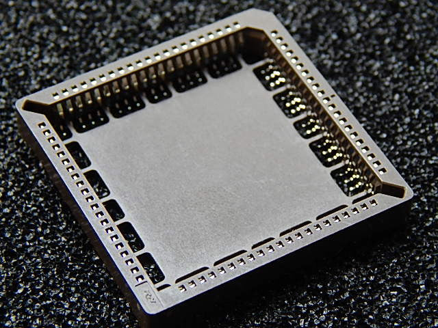 PLCC84SMT-TT
