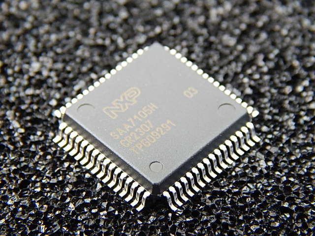 SAA7105H