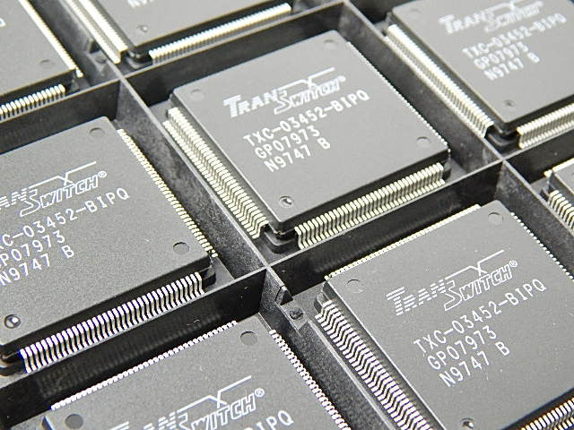 TXC-03452-BIPQ