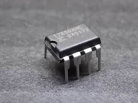 XC17S50APDG8C
