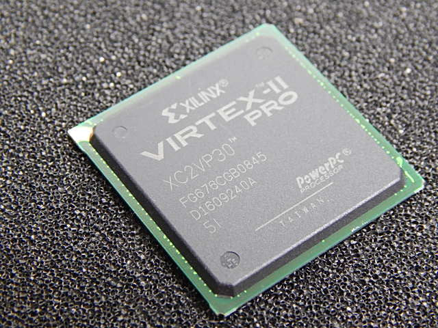 XC2VP30-5FG676I
