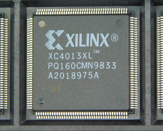 XC4013XL-3PQ160I
