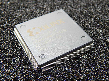 XC4085XLA-09HQ240C