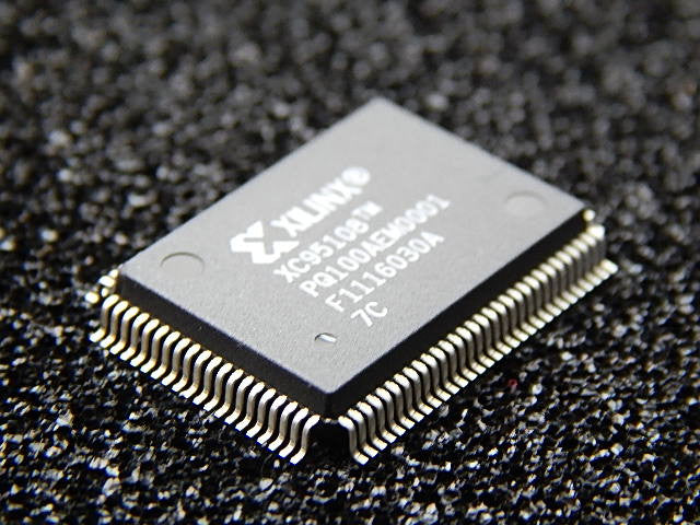 XC95108-7PQ100C