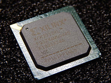 XCR3512XL-10FG324C
